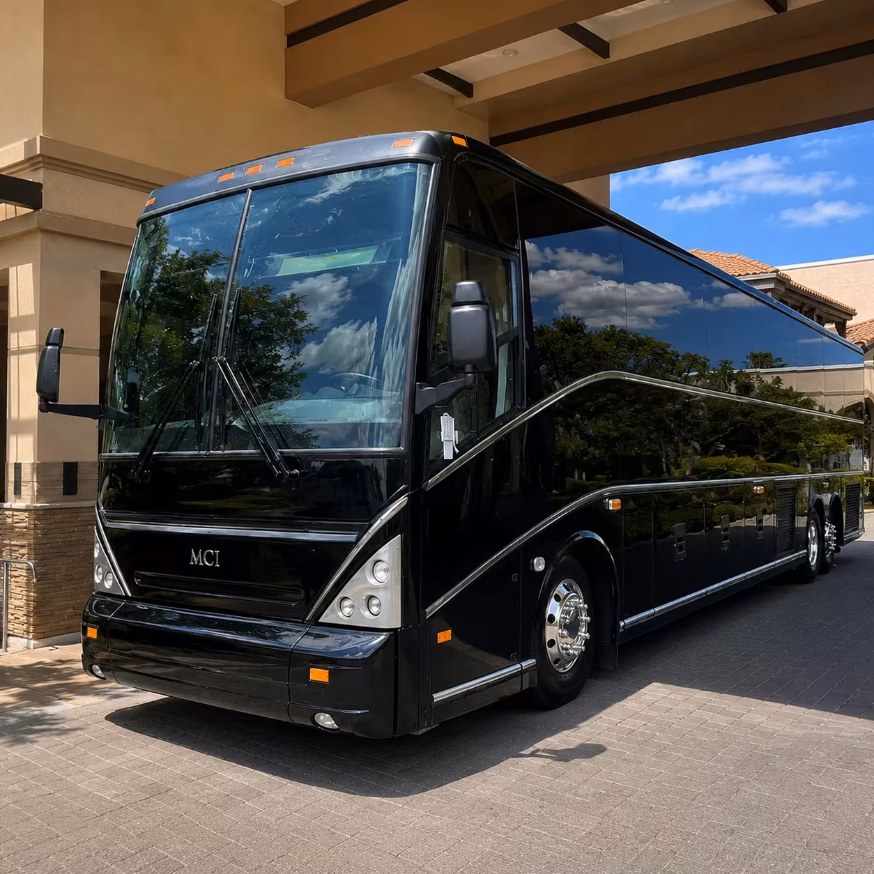 employee bus rentals along the i 5 for san clemente companies