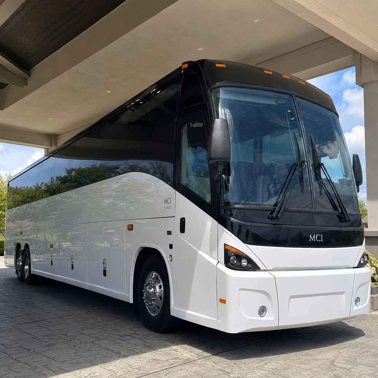 employee shuttle buses to ease san clemente office parking
